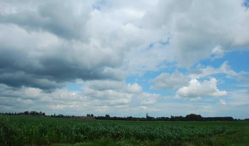 Het is de eerste dagen wisselend bewolkt.
