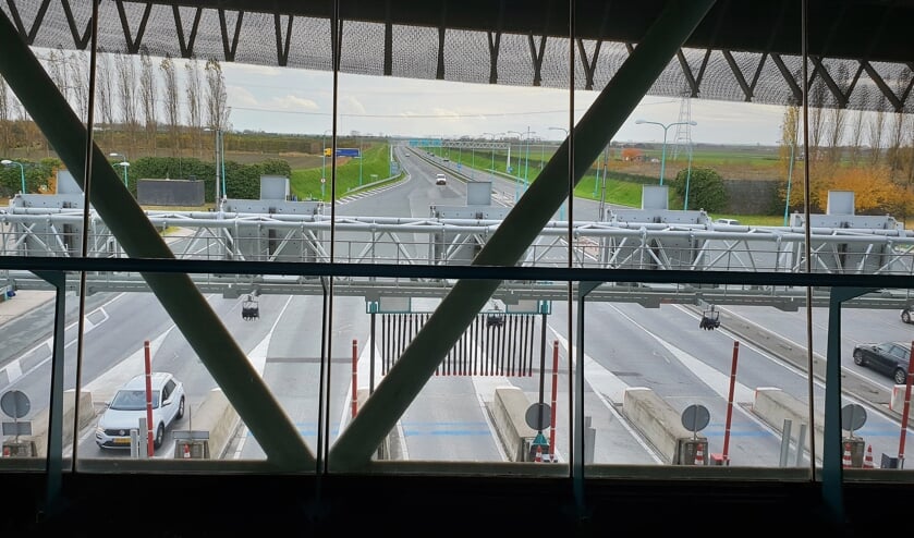 <p>Het tolplein bij de Westerscheldetunnel.</p>