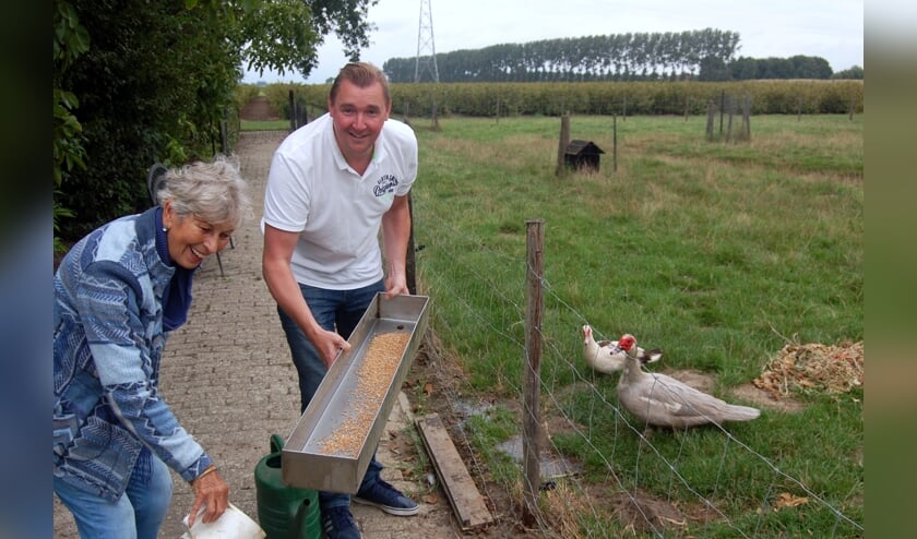 Burgemeester Dijksterhuis gaat weer op zomerstage bij bedrijven