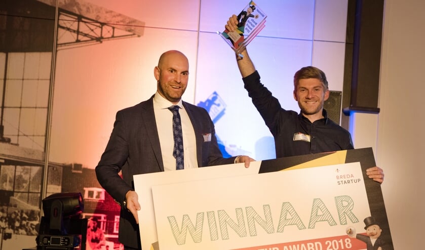 Wethouder Boaz Adank reikt Tymen van Dyl de Breda Startup Award uit in 2018