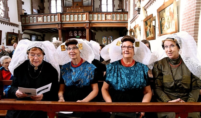 Geen Thoolse kerkdienst in dialect 