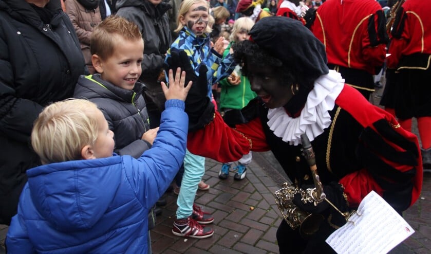 Kinderen met een glutenallergie kunnen niet highfiven met een gewone zwarte piet.