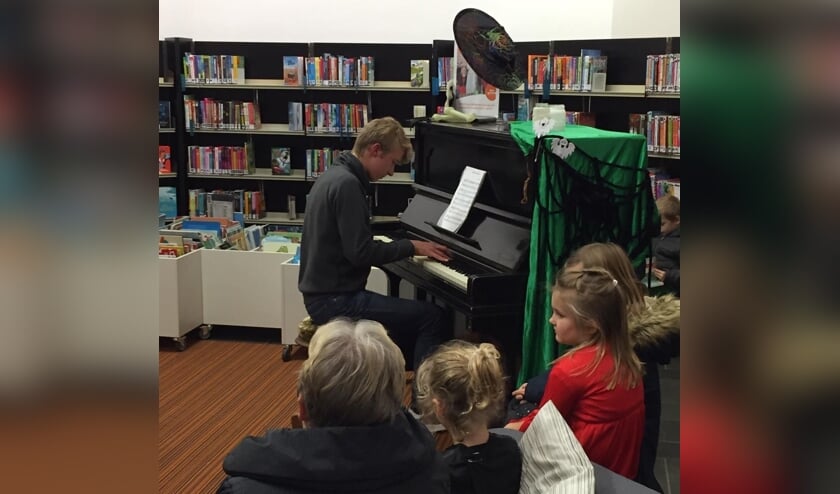 Muziek in de Bieb Sam Jansen.