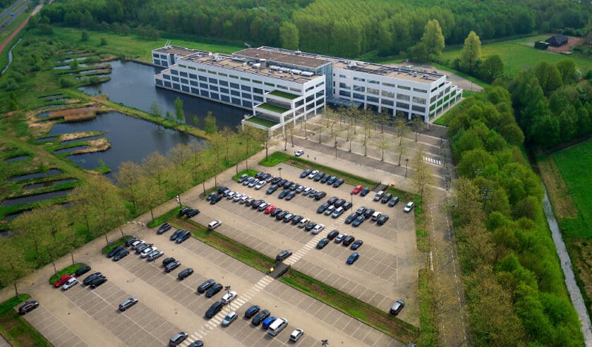 Het herkenbare pand Bond Park