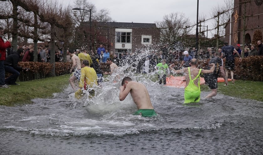 Duik in de wadi in Huijbergen.