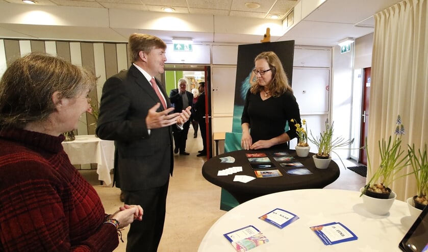 Werkbezoek Koning Willem-Alexander aan coöperatie de Vrije Uitloop in Breda. In het pand van Tientjes spreekt hij scharrelondernemers.