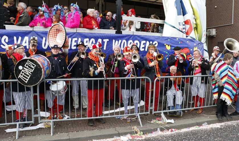 Optocht Kielegat trotseert de wind [foto's+video ...