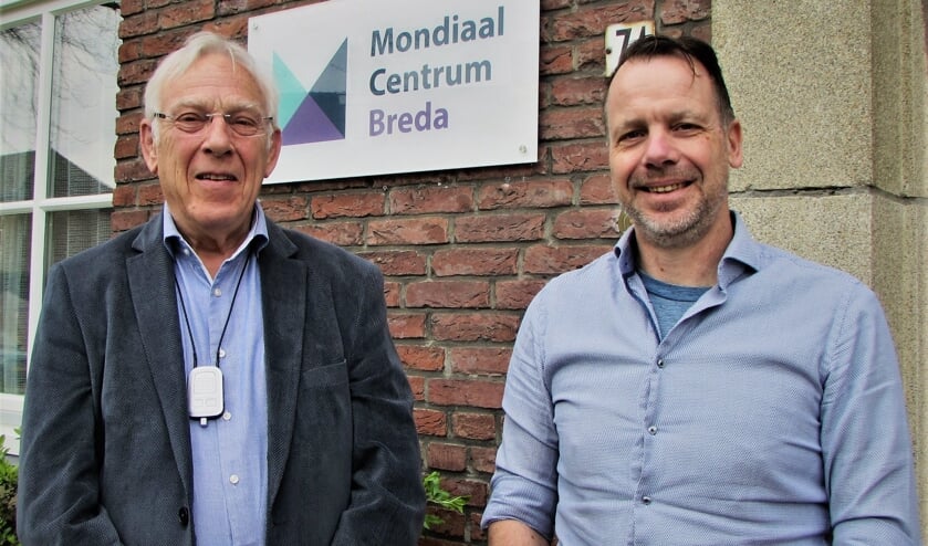 Twee kartrekkers voor de opvang van ongedocumenteerden: Wilbert Willems met links naast hem Vincent Jorritsma.