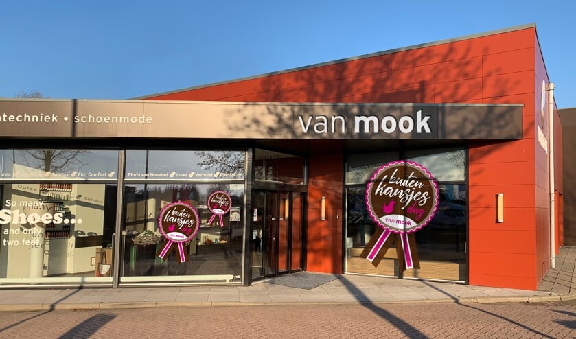 Zaterdag 18 mei feestelijke dag bij Van Mook.