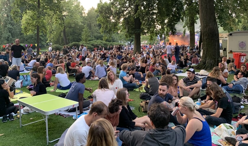 Veel Bredanaren kamen een kijkje nemen in het park.