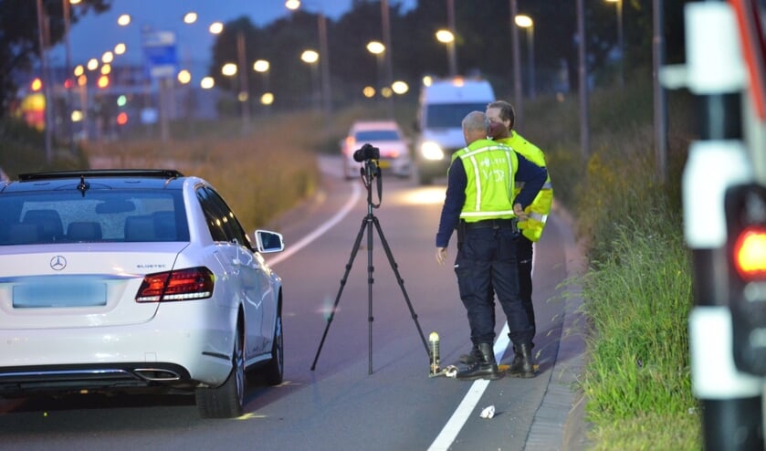 De politie deed na het ongeval ook al onderzoek op de Westerparklaan.