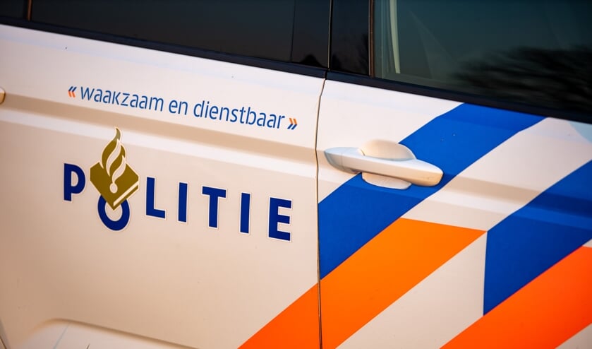 De politie zoekt getuigen van vernieling.