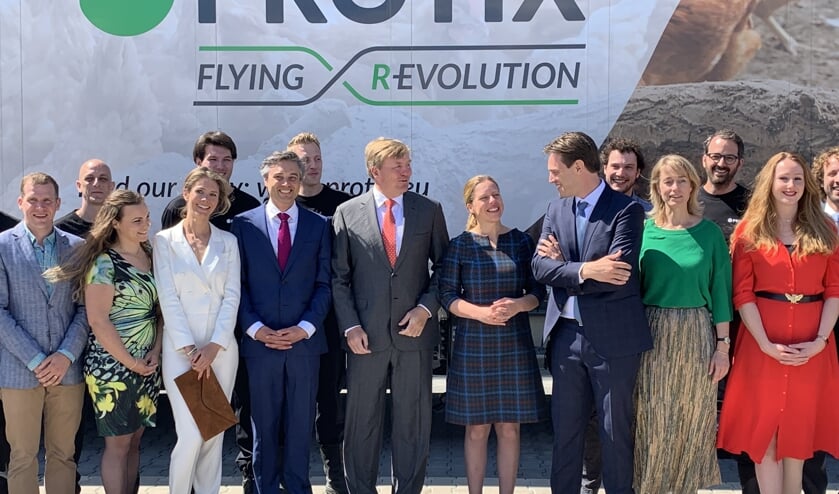 <p>Koning Willem-Alexander opende in 2019 de nieuwste fabriek van Protix aan de Van Konijnenburgweg </p>