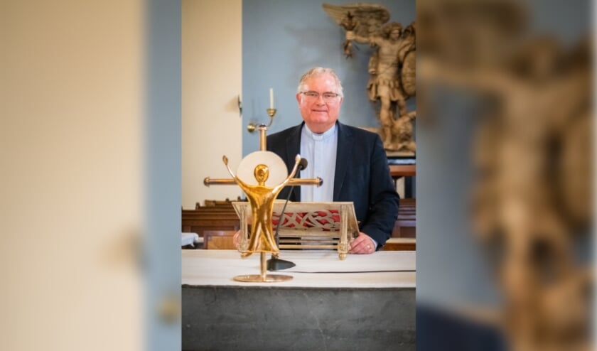<p>Pastoor Hans van Geel: 'We moeten dit echt samen doen en bidden dat God ons helpt onszelf te houden aan de coronamaatregelen' </p>