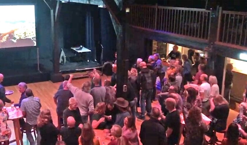 <p>2019 rockavond in de Schuur. FOTO LEO DIETVORST</p>