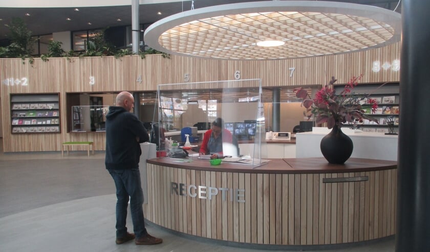 <p>Eerder werd de hal van het gemeentehuis al verbouwd. </p>
