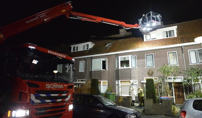 De brandweer kwam met twee voertuigen ter plaatse.