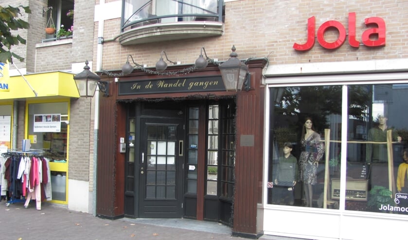 <p>Café In De Wandelgangen aan de Markt in Zundert.</p>