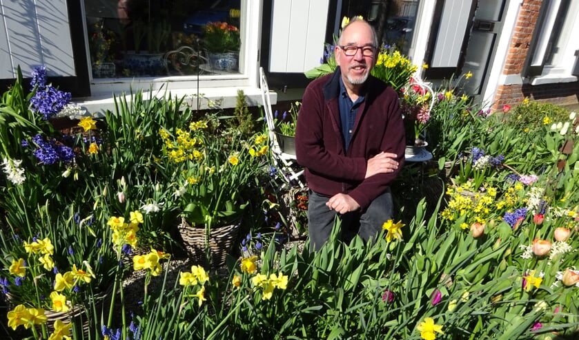 Voor Marcel de Lannoy kan er best nog een bolletje bij in zijn tuin.