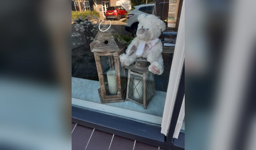 In Hoeven doen veel inwoners al mee met 'Berenjacht'.