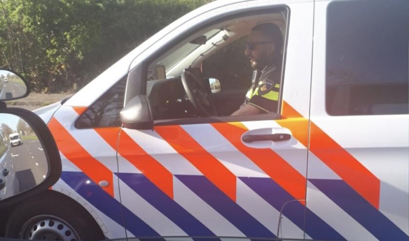 De twee wijkagenten wisten de veelpleger op heterdaad te betrappen.