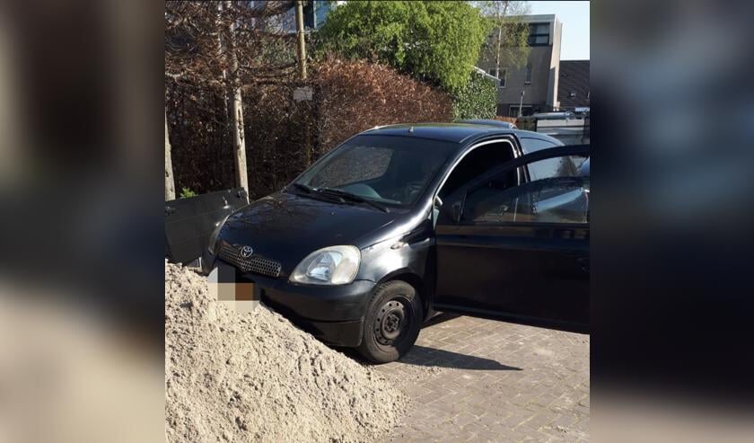 De auto kwam in Etten-Leur tot stilstand.