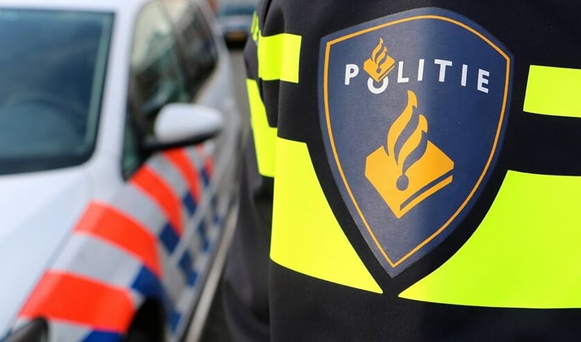 Brand in zendmast Vlissingen: politie zoekt getuigen