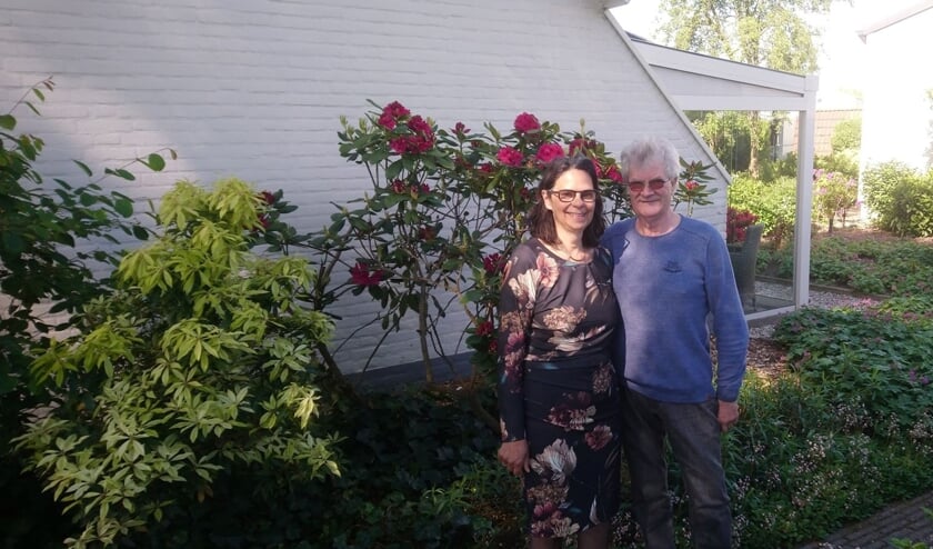 Thoolse Kees Plompen verrast met lintje 
