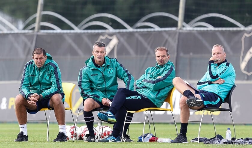 <p>Van links naar rechts: Gábor Babos, Hans Visser, Maurice Steijn en Edwin de Graaf</p>