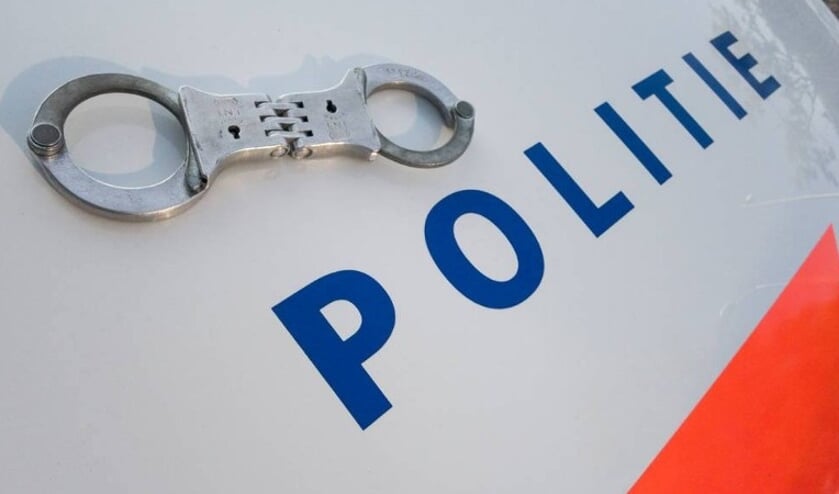 Man (68) schoot zichzelf in been bij incident in Souburg