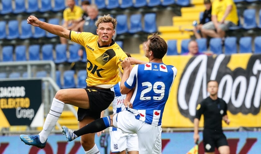 NAC won met 1-0 van Heerenveen.