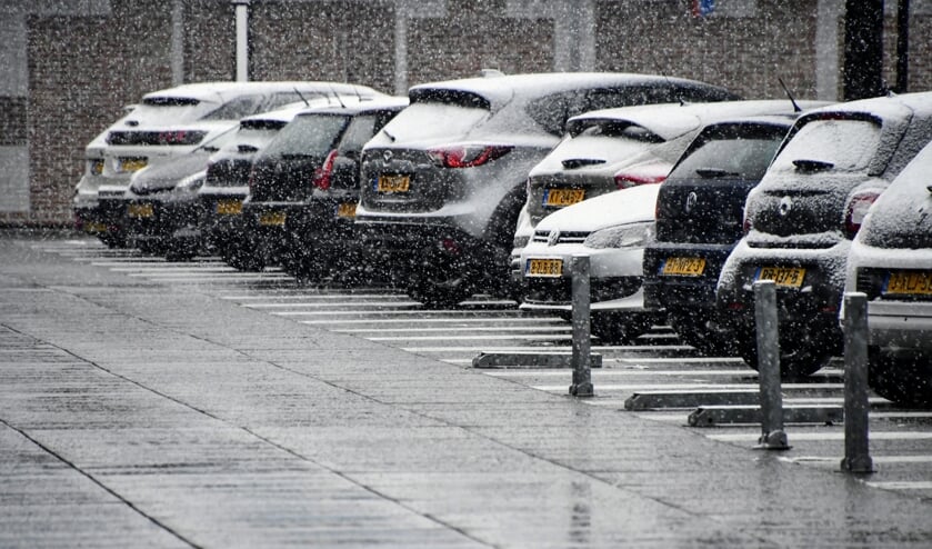 <p>Een winterse bui in Breda</p>