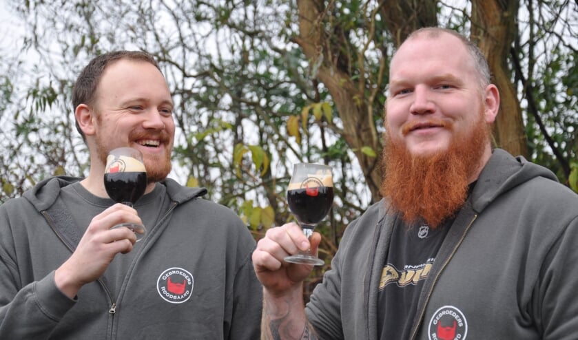 <p>Eelco van der Wegen en Michiel ‘Giel’ Worms van de Steenbergse brouwerij Gebroeders Roodbaard.</p>