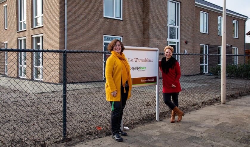 <p>Bianca Doolhoff en Susanne Padmos voor Het Warandehuis.</p>