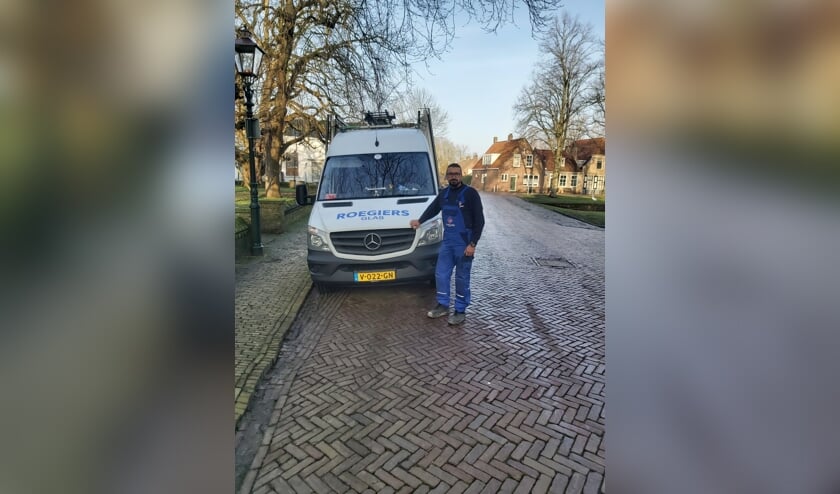 Zaher Shaar is glasmonteur bij Roegiers Glas.