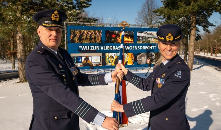 Ben Kamstra draagt taak over aan Ellen Meeuwsen-Scholten.
