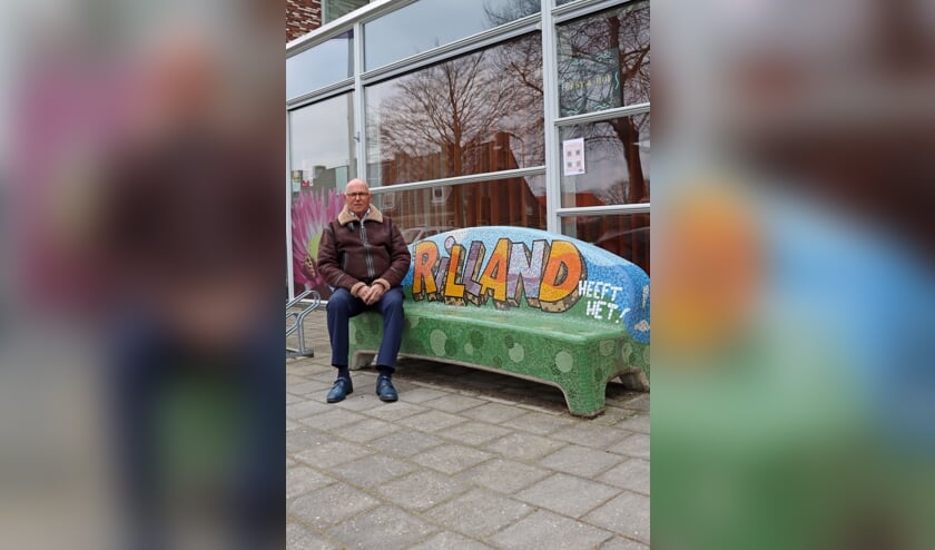 <p>Han de Leeuw op een van de leuke plekjes in Rilland.</p>