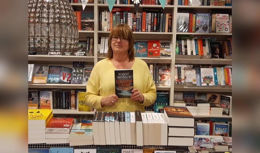<p>Jacqueline Lamper kan het lezen van 'Schaduwland' aanbevelen.</p>