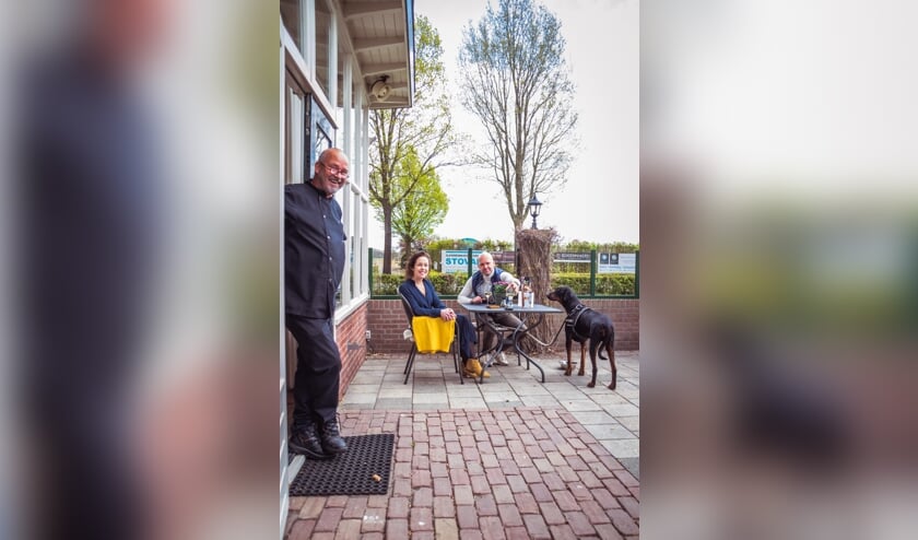 <p>Mark Bogers, eigenaar van eetcafé De Tijd in Rijsbergen: 'Ik ben een positief ingesteld mens'</p>