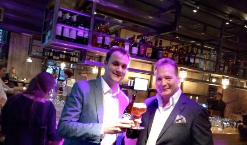 Rafaël van der Linden en eigenaar Frank van Hese.